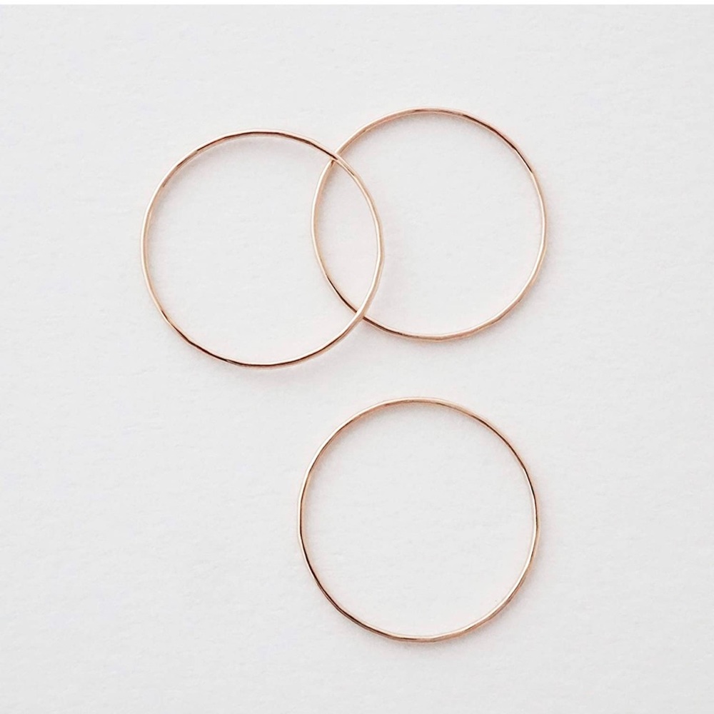 HONEYCAT Super Skinny Smooth Stacking Rings Trio